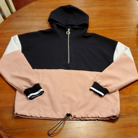 Zara Jackets & Blazers - Zara Sporty Hoodie.